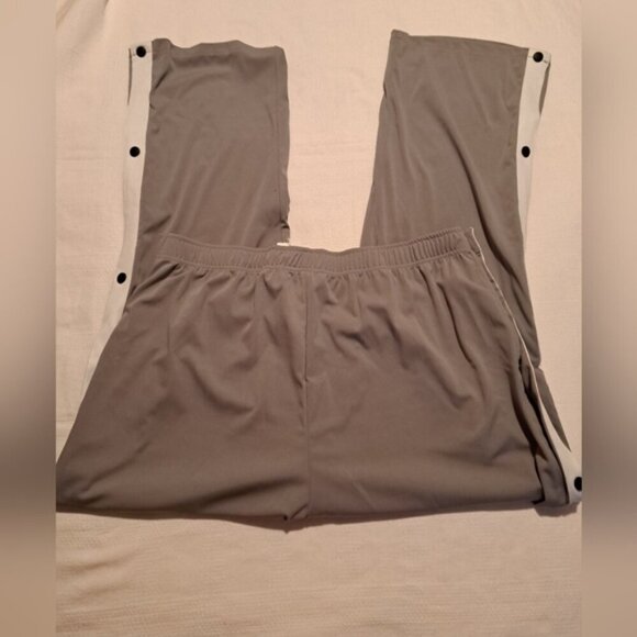 Deyeek men's size XL gray and white tear away jogging pants, NWT - Picture 5 of 5